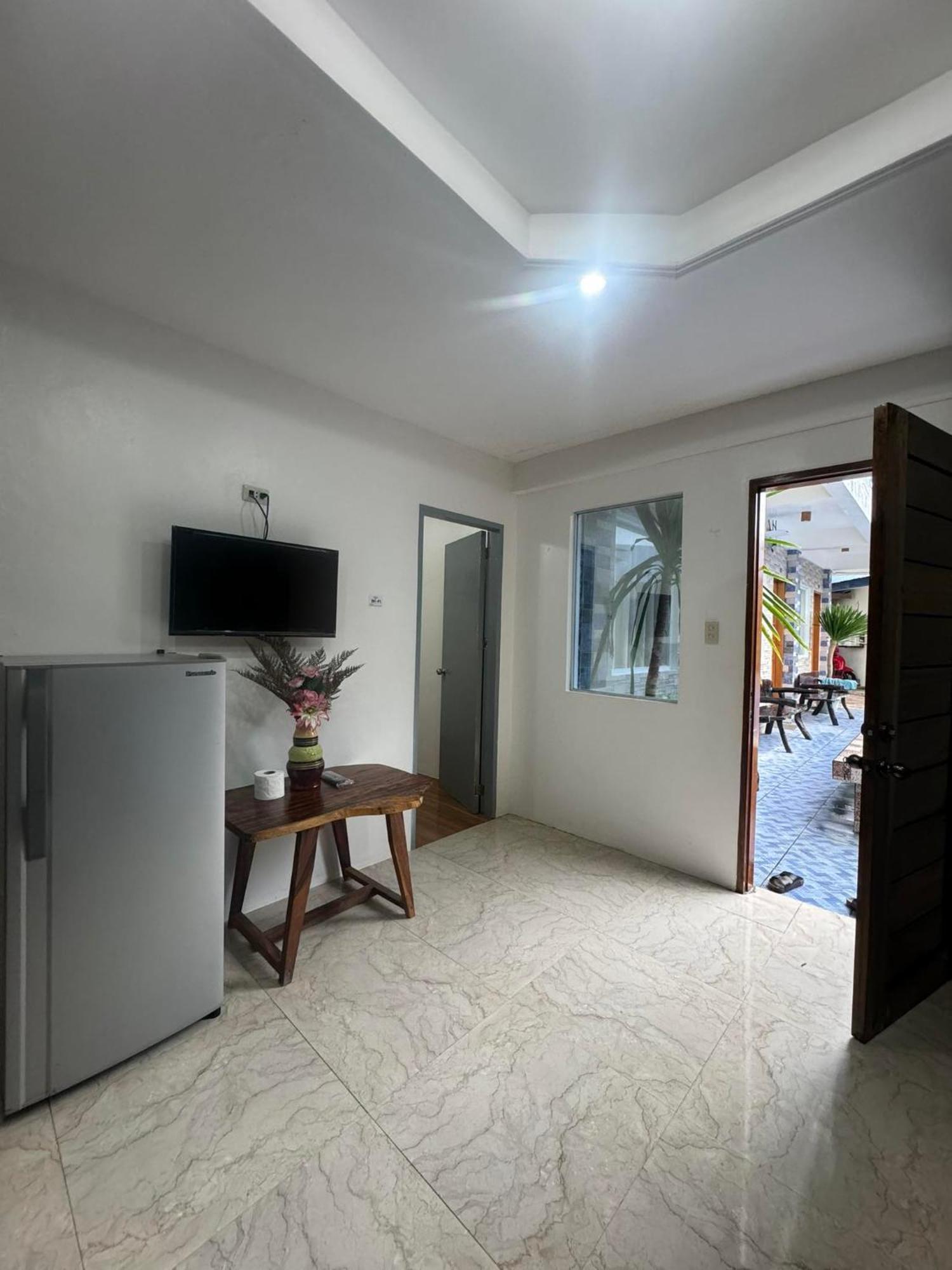 Foxtail Siargao Island Guesthouse Хенерал Луна Екстериор снимка