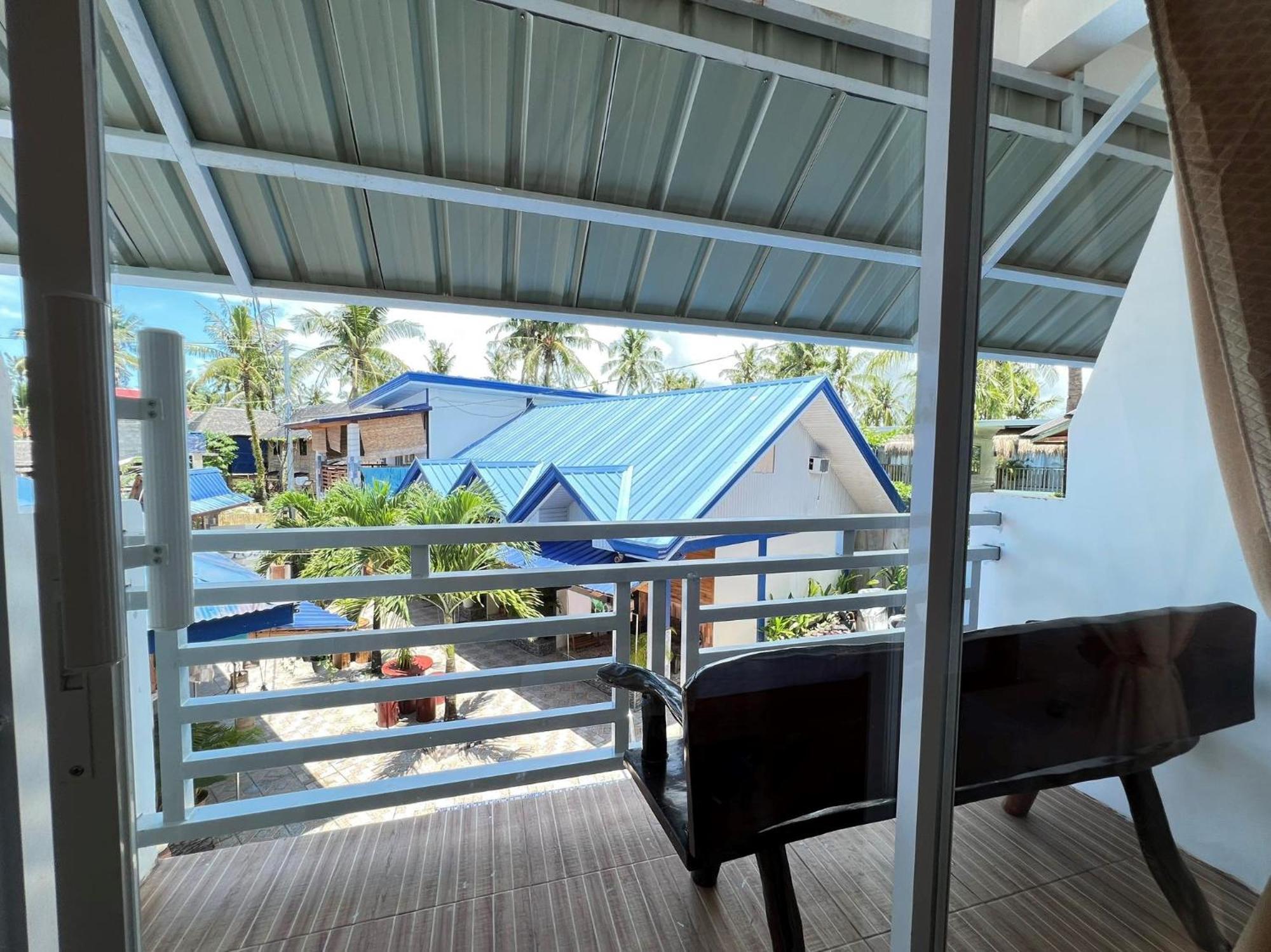 Foxtail Siargao Island Guesthouse Хенерал Луна Екстериор снимка