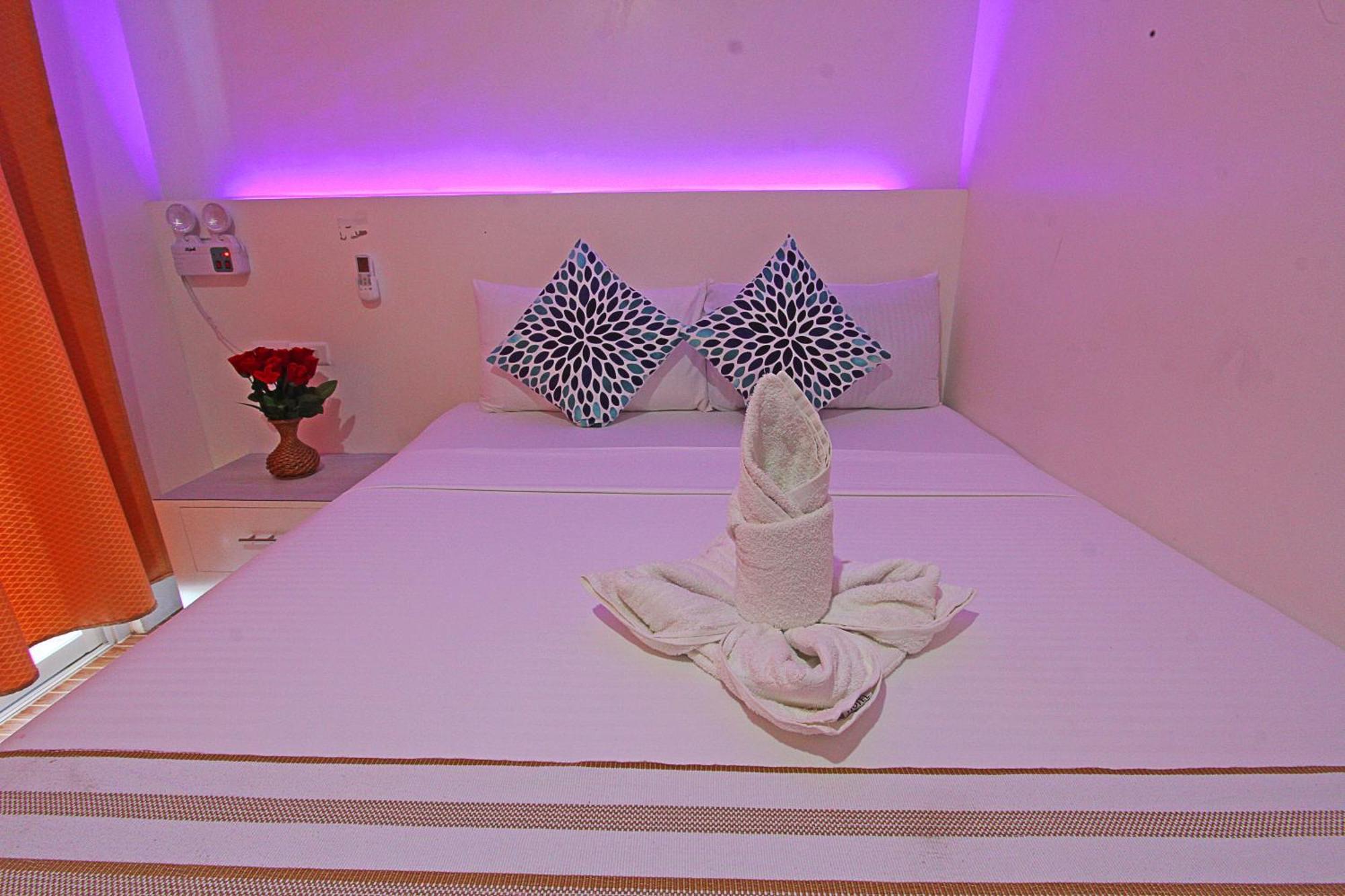 Foxtail Siargao Island Guesthouse Хенерал Луна Екстериор снимка