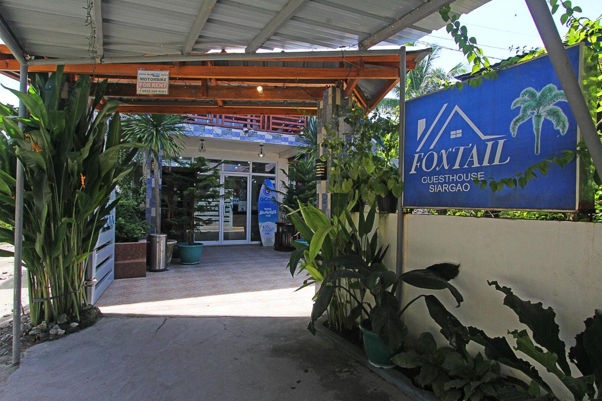 Foxtail Siargao Island Guesthouse Хенерал Луна Екстериор снимка