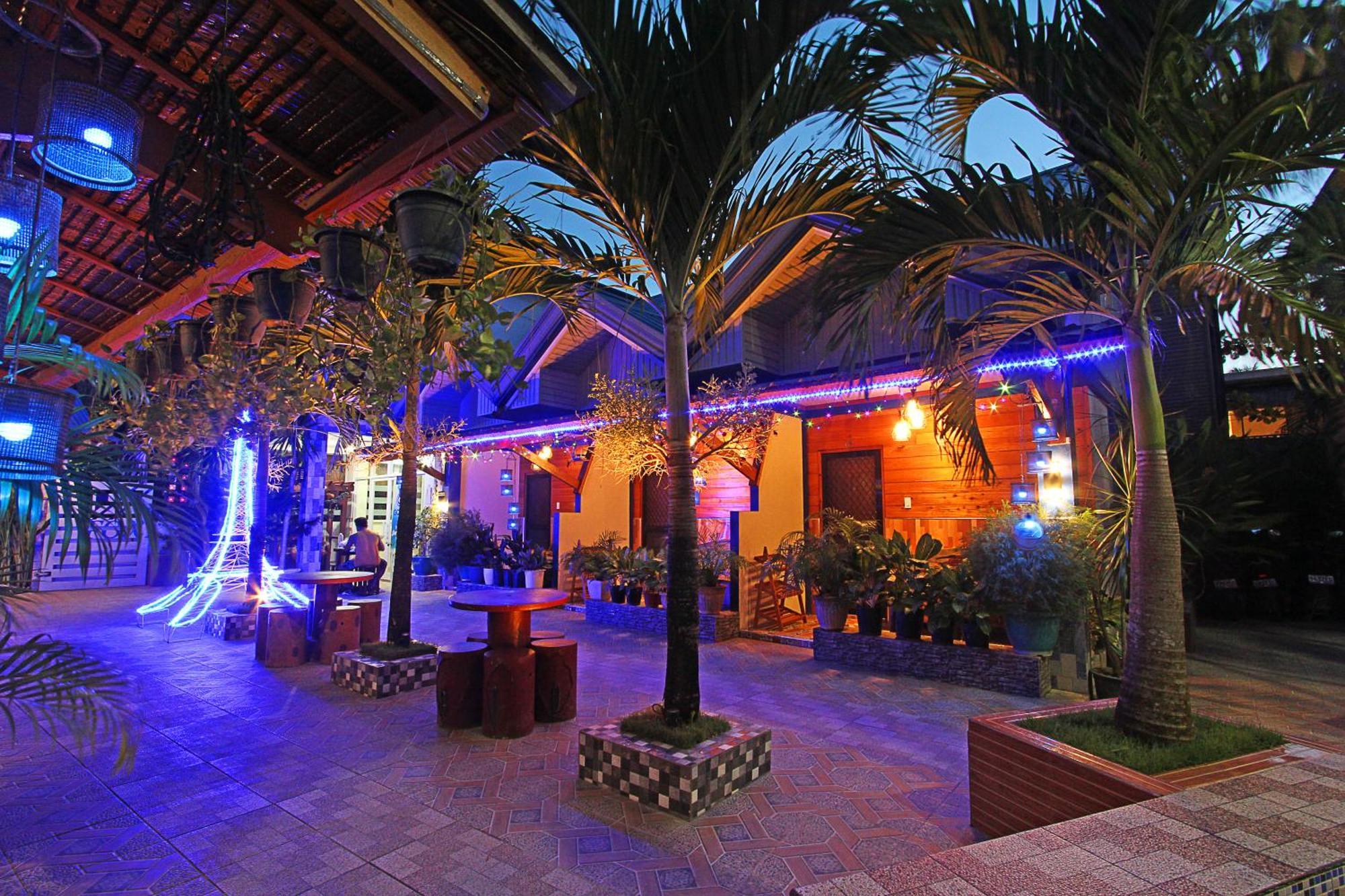 Foxtail Siargao Island Guesthouse Хенерал Луна Екстериор снимка