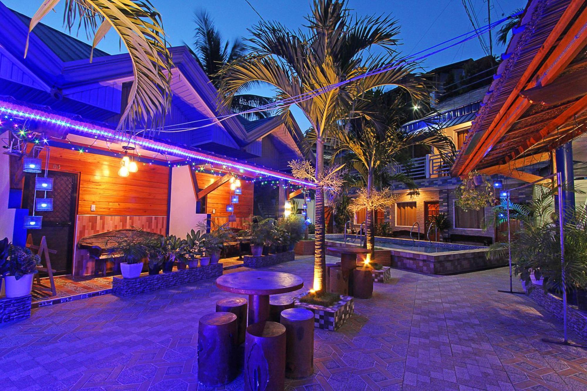 Foxtail Siargao Island Guesthouse Хенерал Луна Екстериор снимка